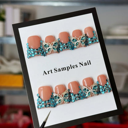 10pcs high-end Heavyweight luxurious version, hand-painted three-dimensional butterfly, dazzling blue diamond handmade fake nail