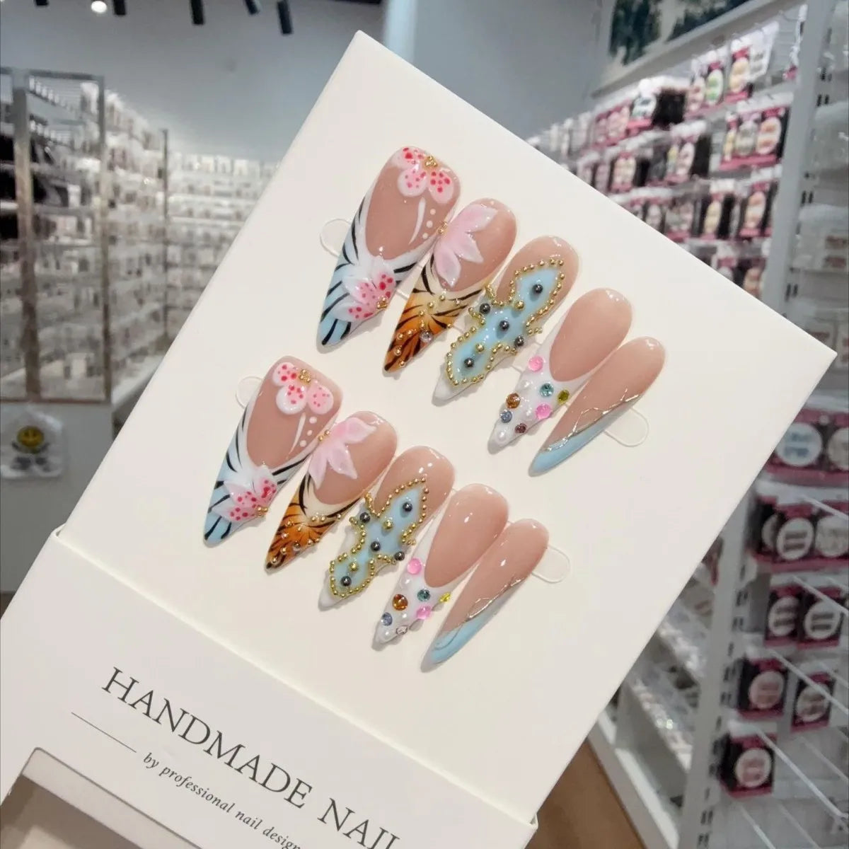 10Pcs/set Retro Stiletto Handmade Press on Nails Fake Nails with 3D Red Love Design Wearable Stick-on Nails False Nail Uñas 네일팁