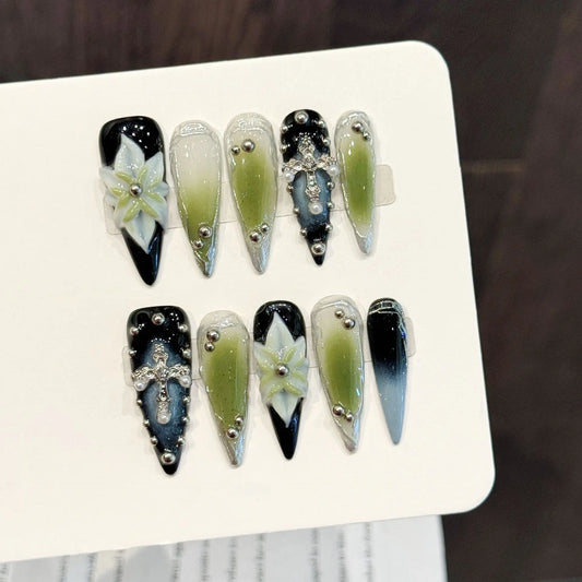 10PCS Stiletto Handmade Press On Nails,Contrasting Color Personality Style,Suitable For Festivals Parties And Daily Wear.