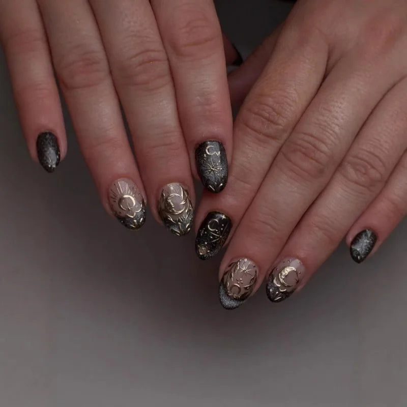 24pcs French Press on Nails Tips Wearable Sweet Flower Gilded Design Full Cover Nail Art Short Almond Fake Nails Sets False Nail