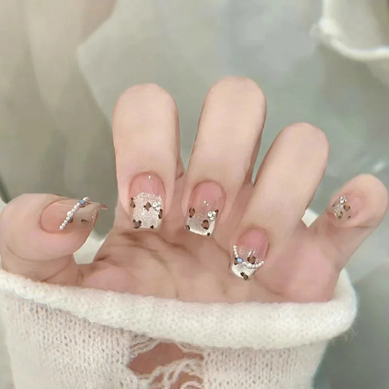 24Pcs Short Square Head False Nails Press on Silver Shiny Powder Reusable Fake Nails 3D Bow Rhinestone Full Cover Nails Tips Art