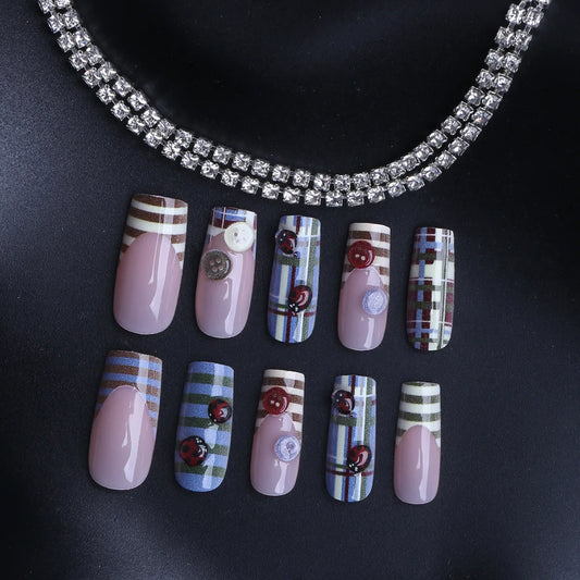 24pcs Vintage French Style Stripes Press On Nails Cartoon Ladybug Button Designs Coffin False Nails Blue Brown Plaid Fake Nail