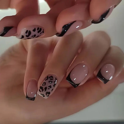 24Pcs Black Leopard-print Pattern Square Fake Nails Short Ballet French Glossy Design Hot Girl Manicure Detachable Acrylic Nails