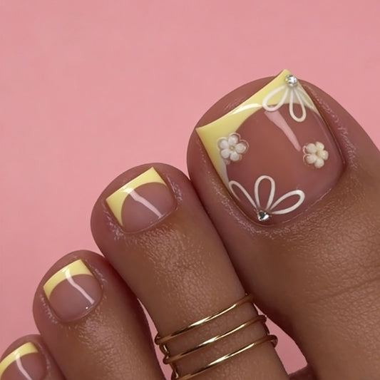 Yellow French Square Toe Nails With White Floral Design 24 Pieces Resin Material For Most Foot Types
