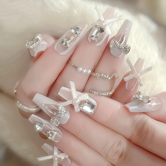 24pcs White Ribbon Bowknots Press On Nails Flash Rhinestone Decor Gentle False Nails Mid-length Coffin French Style Fake Nail