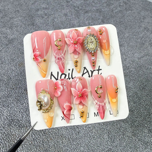 10Pcs Retro Long Stiletto Fake Nail Tips Set Full Cover Flower Gradient French Exquisite Wearable Nail Fashion Manicure Handmade