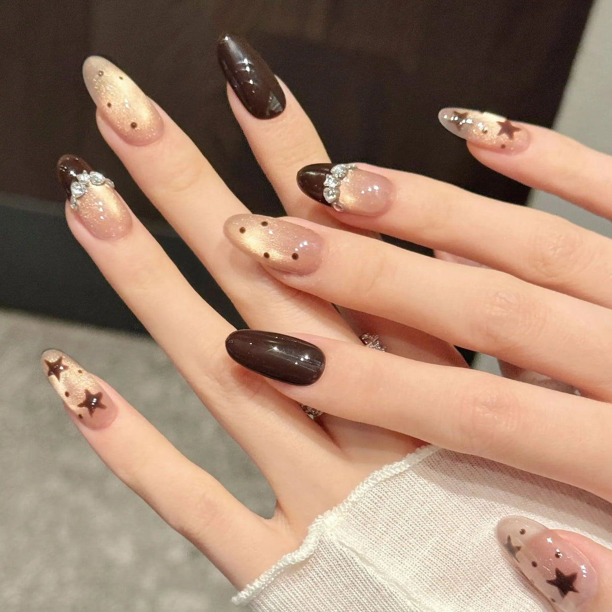 10pcs Handmade Short Oval False Nails Brown Five-pointed Star French Style Press On Nails Champagne Cat's Eye Autumn Fake Nail