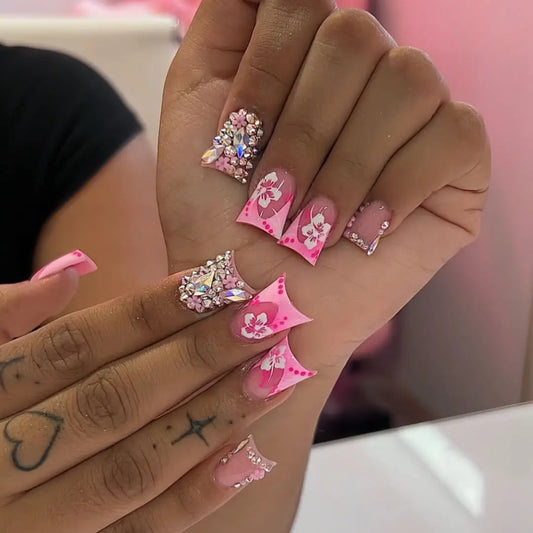 24pcs Duckbill False Nails Sets Fashion Glitter Sweet Flower Stick on Nude Pink Fake Nail Diamond Short Wearable Press on Nails