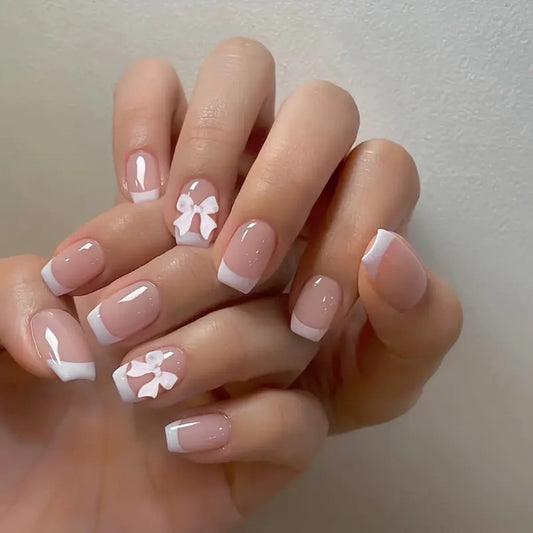 24pcs Sweet Flower Fake Nails Sets Press on Wearable Blue French Short Square False Nail Tips with Shiny Powder Design Manicure