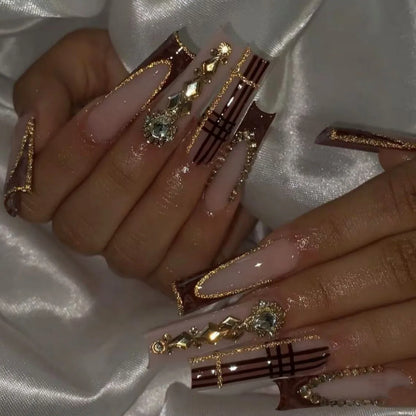 24Pcs Long Square Head French Fake Nail Tips 3D Love Heart Design Press on Nails with Rhinestone Pattern Wearable False Nail Art