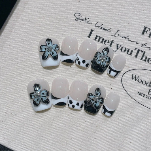 10Pcs Handmade Acrylic Press on Nails Short Square Head with Black Flowers Pattern French Detachable Nails Tips for Summer Gifts