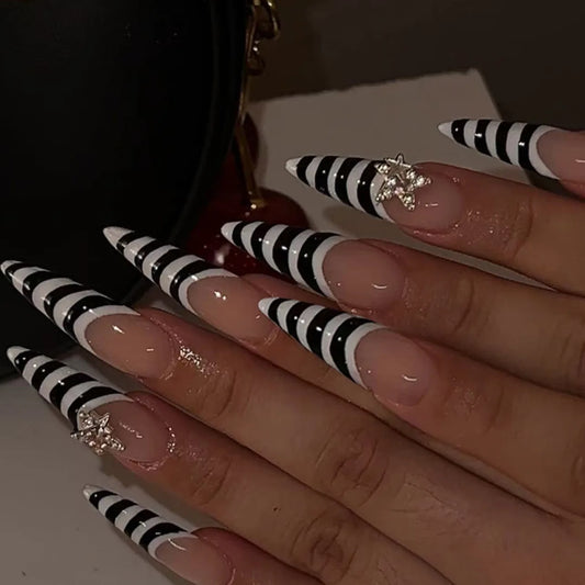 24pcs Black White Zebra Stripes Press On Nails Long Pointed French Style Spicy Girl False Nails Y2k Metal Star Decor Fake Nail
