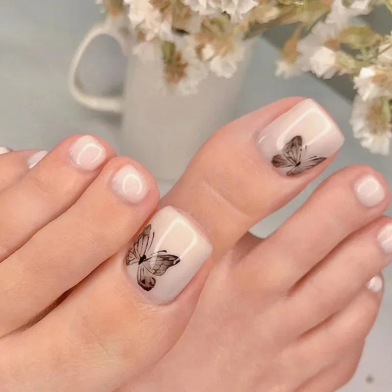 Simple White French Artificial Toenails Shiny Rhinestones Toe False Nails with Glue Wearable Short Flat Shape Fake Toenails