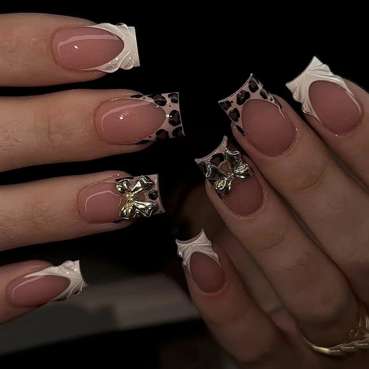 24pcs Press on Nails Short Almond Bowknot Black Press on Nails White Pearl Sweet French Tip Press on Nails Cute Nail Artificial