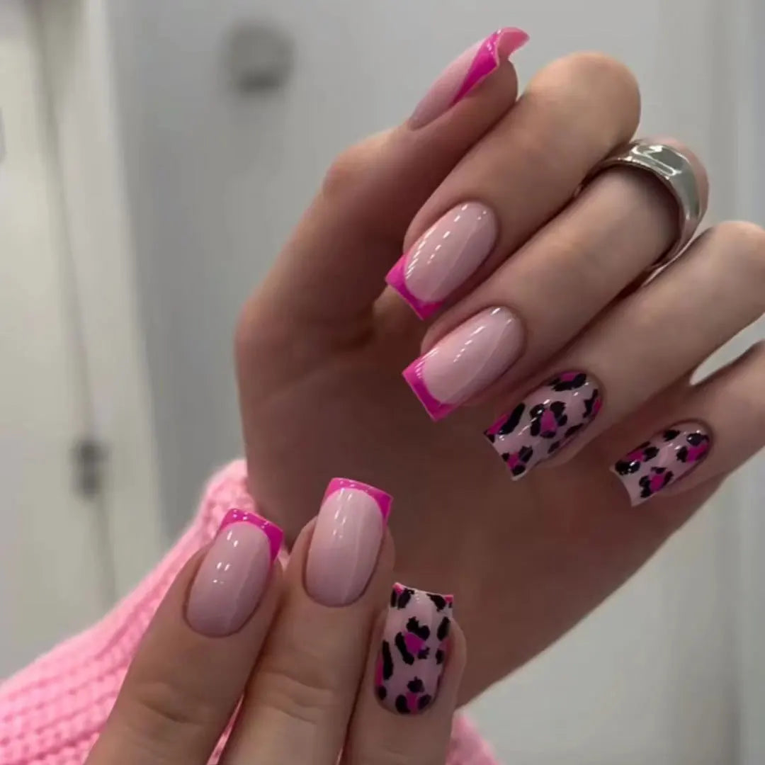 24pcs Wearable False Nails French Purple Short Square Fake Nail Tips Simple Love Stripes Design Ballet Press on Nails Finished