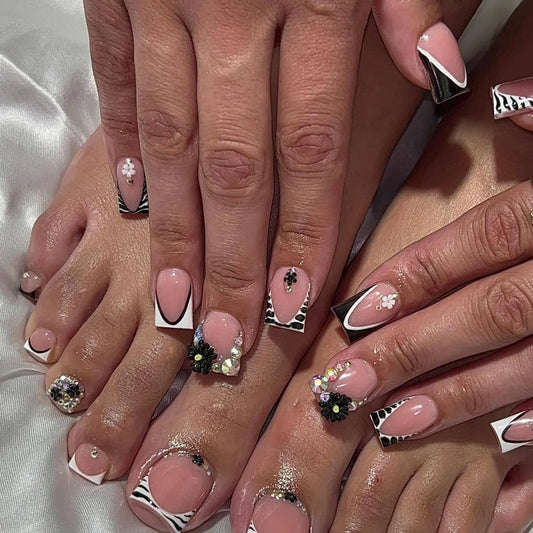 24pcs Wearable Fake Nails Sets Press on Leopard Print French Short Square Nails Tips with Simple Bow Design Pink False Nail Art