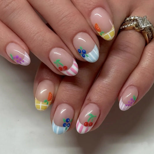 24Pcs Short Round Almond Lovely False Nails Full Cover Fresh Cartoon Fruit Pattern Designs Wearing Nails Art French Summer Nails
