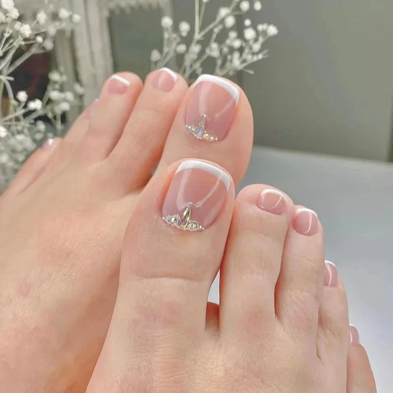 White French Nude Pink Short Fake Toenails Shiny Rhinestone Summer Flower Toe False Nails Detachable Press on Toenails with Glue