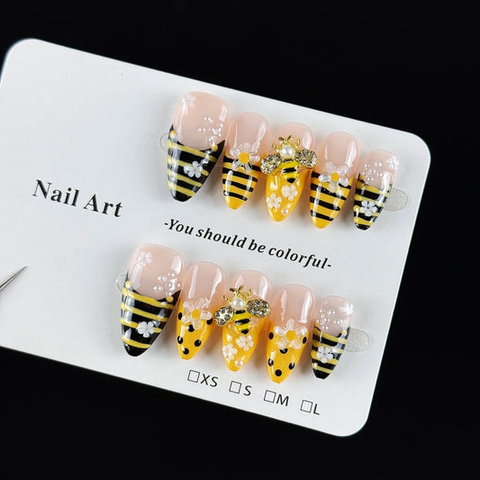 10pcs high-end Cute cartoon style, hand-painted zebra pattern, three-dimensional embossed design, little bees handmade fake nail