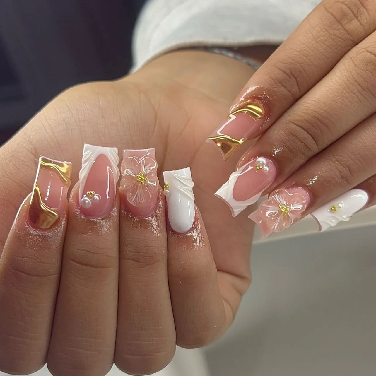24pcs Press on Nails Short Almond Bowknot Black Press on Nails White Pearl Sweet French Tip Press on Nails Cute Nail Artificial