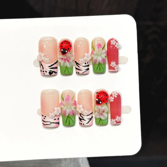 10PCS Long Square Handmade Press On Nails,Glamorous Ladybug,Suitable For Festivals Parties And Daily Wear.