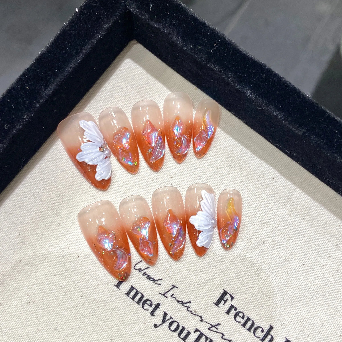 10pcs Shiny Colorful Almond Fake Nail Patches Handmade Chinese Style Press On Nails Gold Foil Sequins Smudging False Nails Art