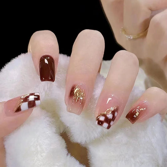 24Pcs Short Square Head Fake Nails with Wine Red Checker Design Press on Nails Tips Gold Foil Detachable Full Cover False Nails