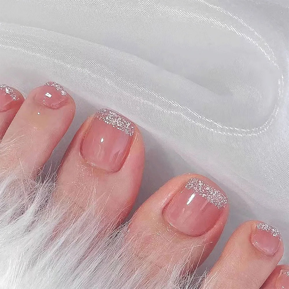 24Pcs Simple Press on Toenails Silver Glitter Powder Fake Toe Nails Short Square False Nails for Women Summer Barefoot Decor