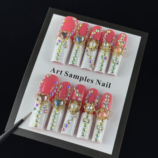 10pcs high-end Luxurious retro style, hand-painted three-dimensional heart, dazzling full of diamonds handmade fake nails