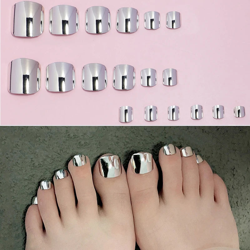 24 pcs Glossy Gold Silver Metallic Mirror Press On Chrome Toenails Short Square Fake Toenails for Women and Girls
