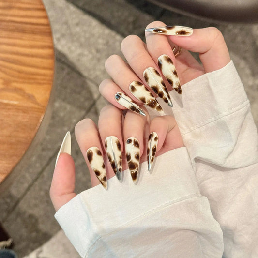 Handmade Press on Nails Devil's Flower Leopard Pattern Fake Nails Wearable Full Cover Spice Girls Long Pointed False Nails