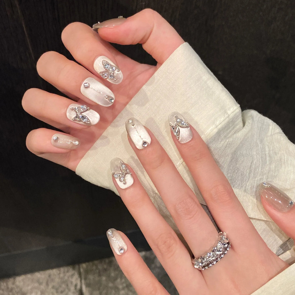 10pcs Handmade Press On Nails Clear Glass Beads Cat's Eye False Nails With Crystal Butterfly Designs Charming Korean Fake Nail