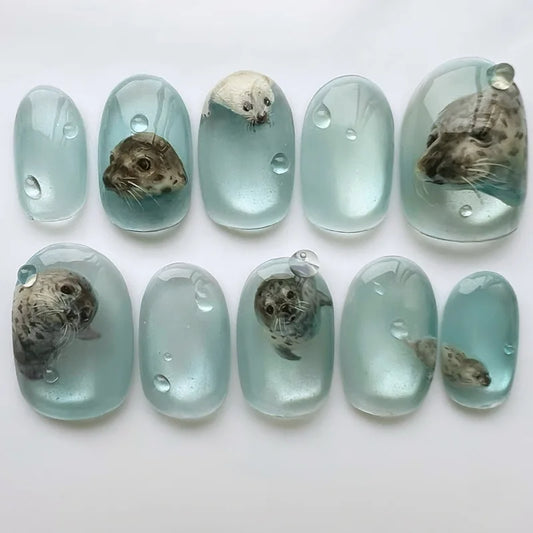 24Pcs Short Round Head False Nails Blue Cat's Eye Press on Nails Tips Summer Seal Wearable Artificial Full Cover Fake Nails Tips