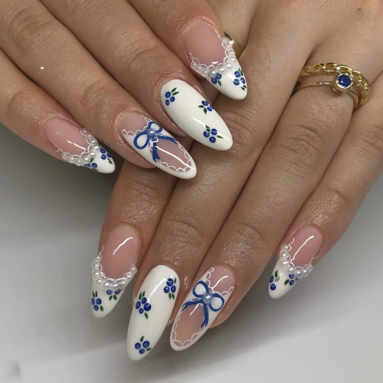24pcs Long Almond Press on Nails Gold Bow Fake Nails Cherry Pattern False Nail Artificial Tips Накладные Ногти Uñas Postizas 네일팁