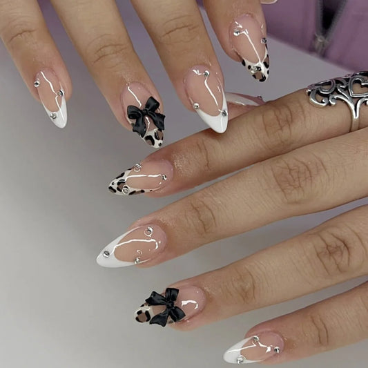 24pcs Short Almond False Nails Cute Bow Design Blush Fake Nail Art Rhinestone French Press on Nails Sets Flower Pearl Manicure