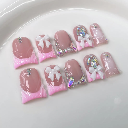 10Pcs Short Duckbill Handmade Full Cover Nails Tips Bow Rhinestone Fake Nails Pink Gradient French Wearable Press on False Nails